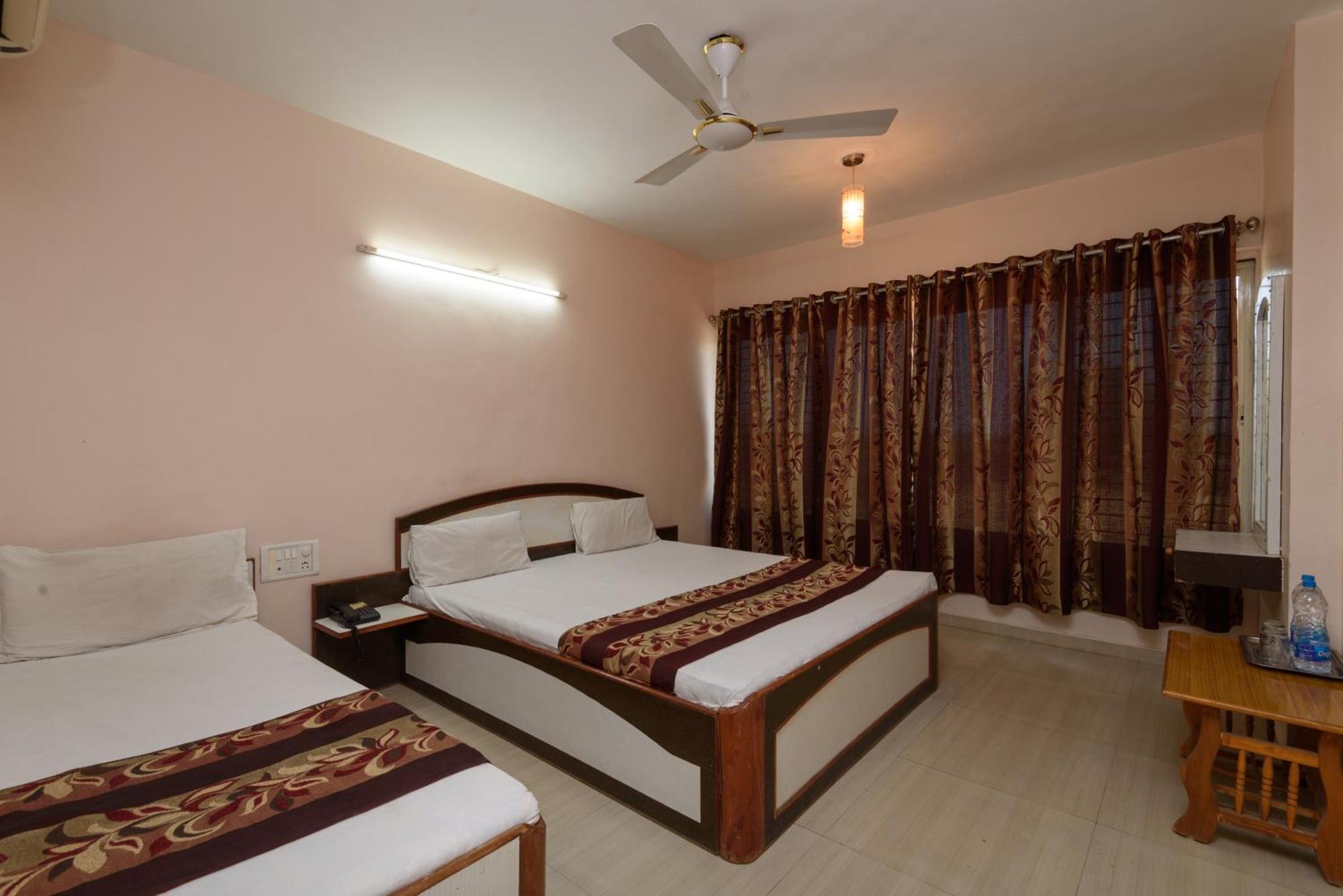 Hotel Sai Shraddha Shirdi Εξωτερικό φωτογραφία